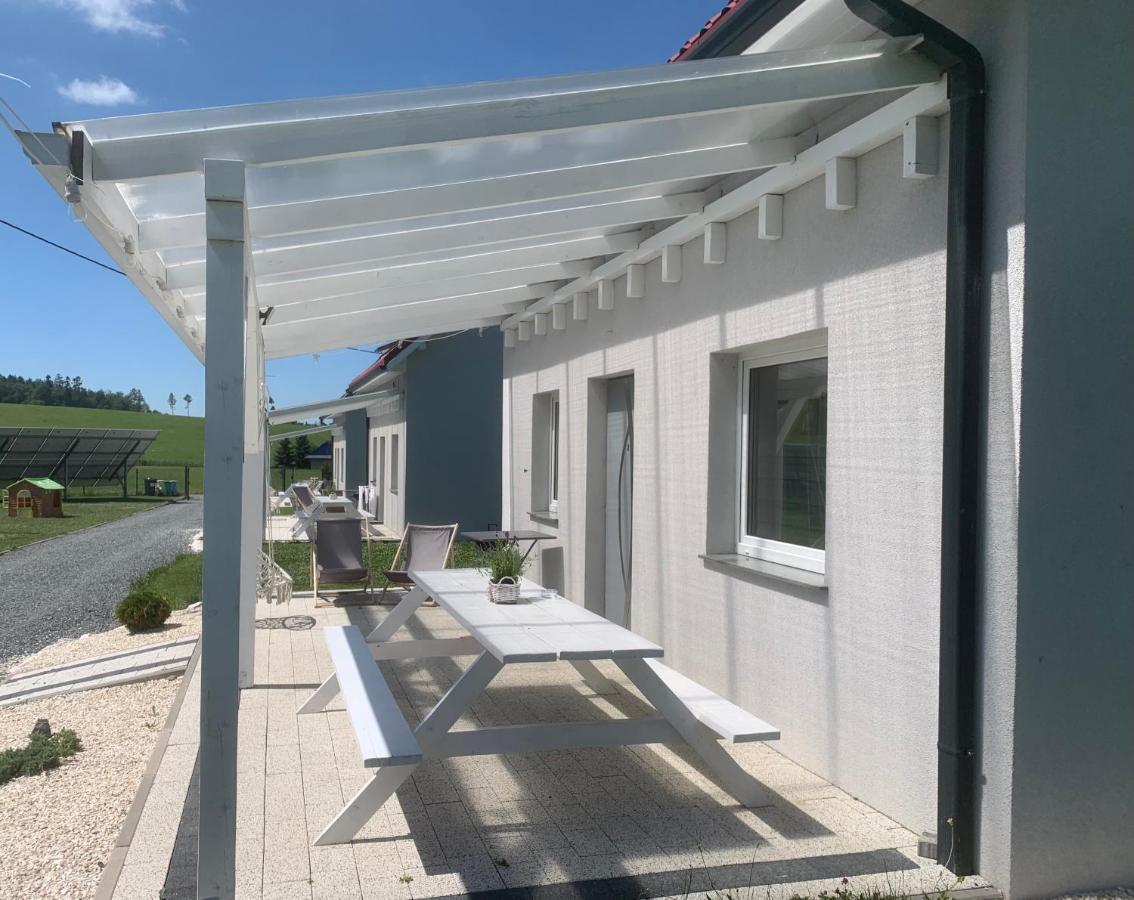 Domki Caloroczne Jesionowscy Bad Kudowa Exterior foto